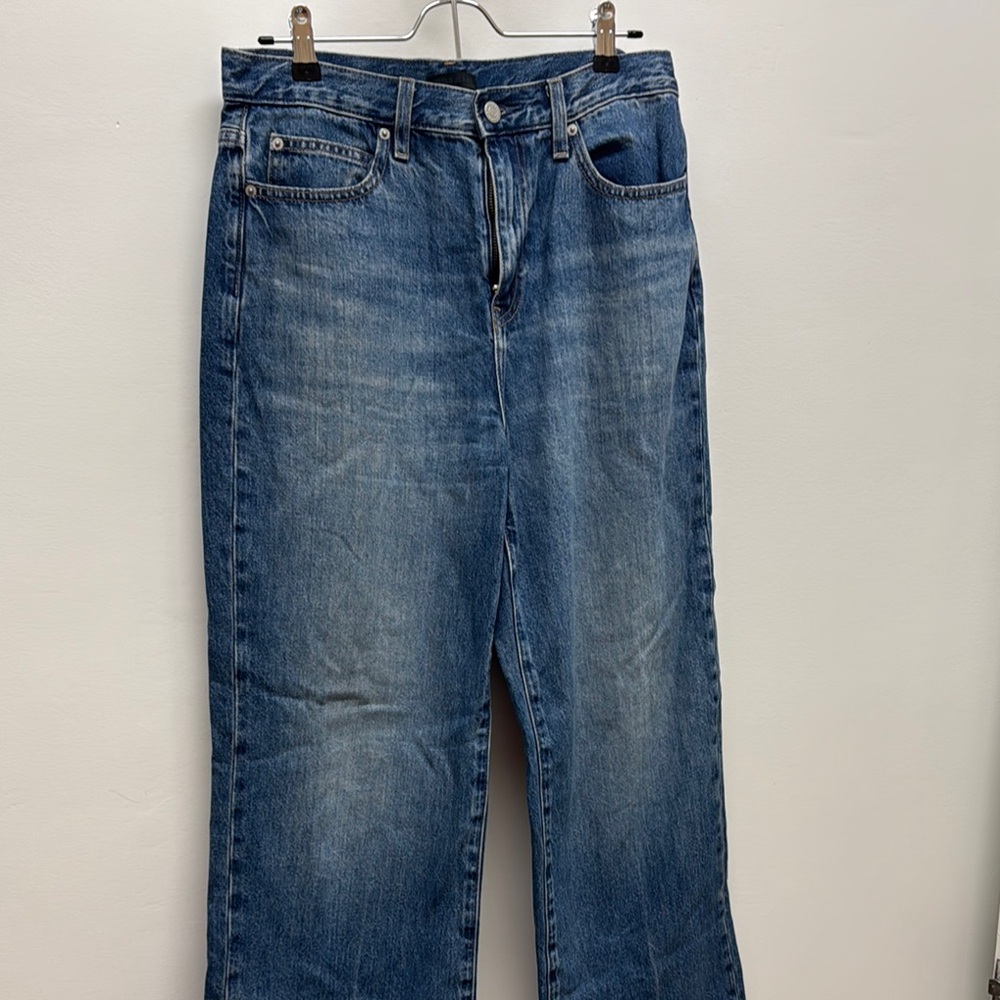 UNIQLO size 26 Classic Blue Denim Jeans